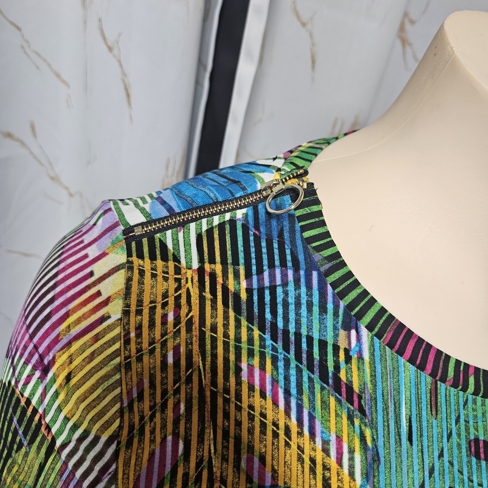Colorful Abstract Women's Top - Picture 4 of 9